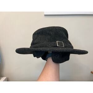 Tilley Endurables Tec winter hat T2 herringbone wool earlaps 7 3/4 Canada made